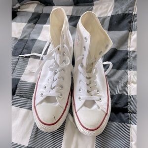 Converse Chuck Taylor Allstar high tops